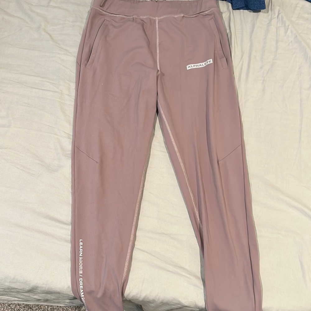 Alphalete pro identity jogger men’s size m